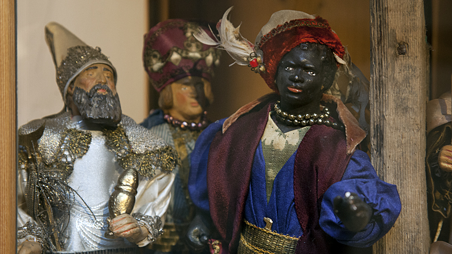 Von Sterndeutern zu Königen: Die Karriere dreier Figuren