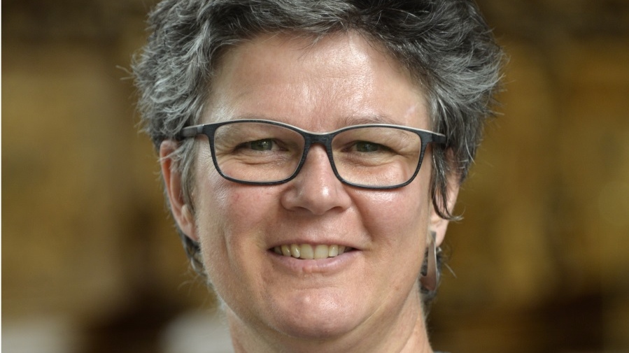 Hildegard Aepli lässt sich in Zelle einschliessen