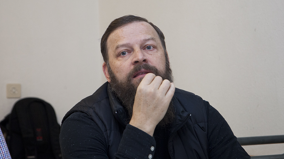 Pater Adam bleibt weiterhin suspendiert